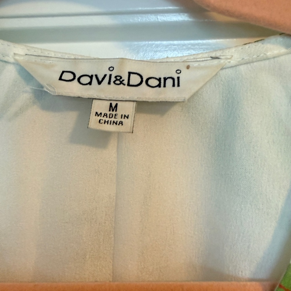 DAVI & DANI Tropical Print Mini Dress - Picture 4 of 4